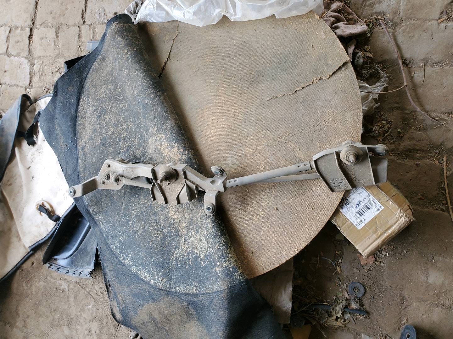 日产尼桑 日产尼桑